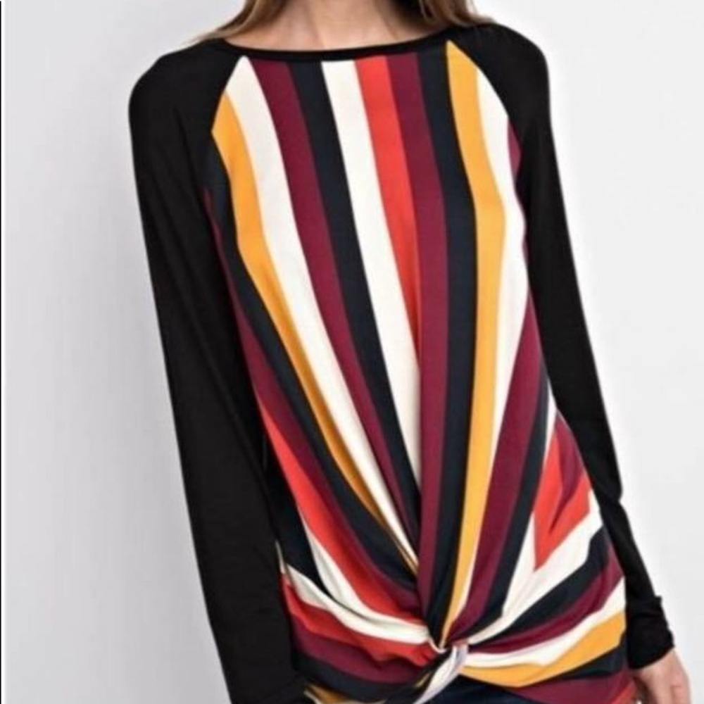 Twist Front Top
